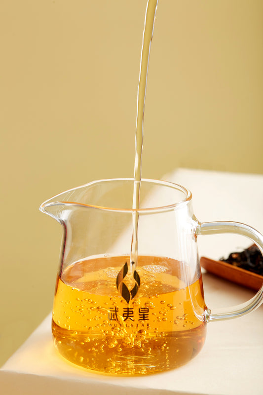 Wuyistar - Glass Pitcher